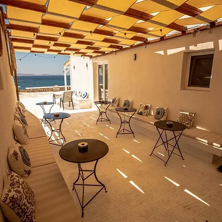 Ξενοδοχείο με διαμερίσματα Silia Dream View 3*